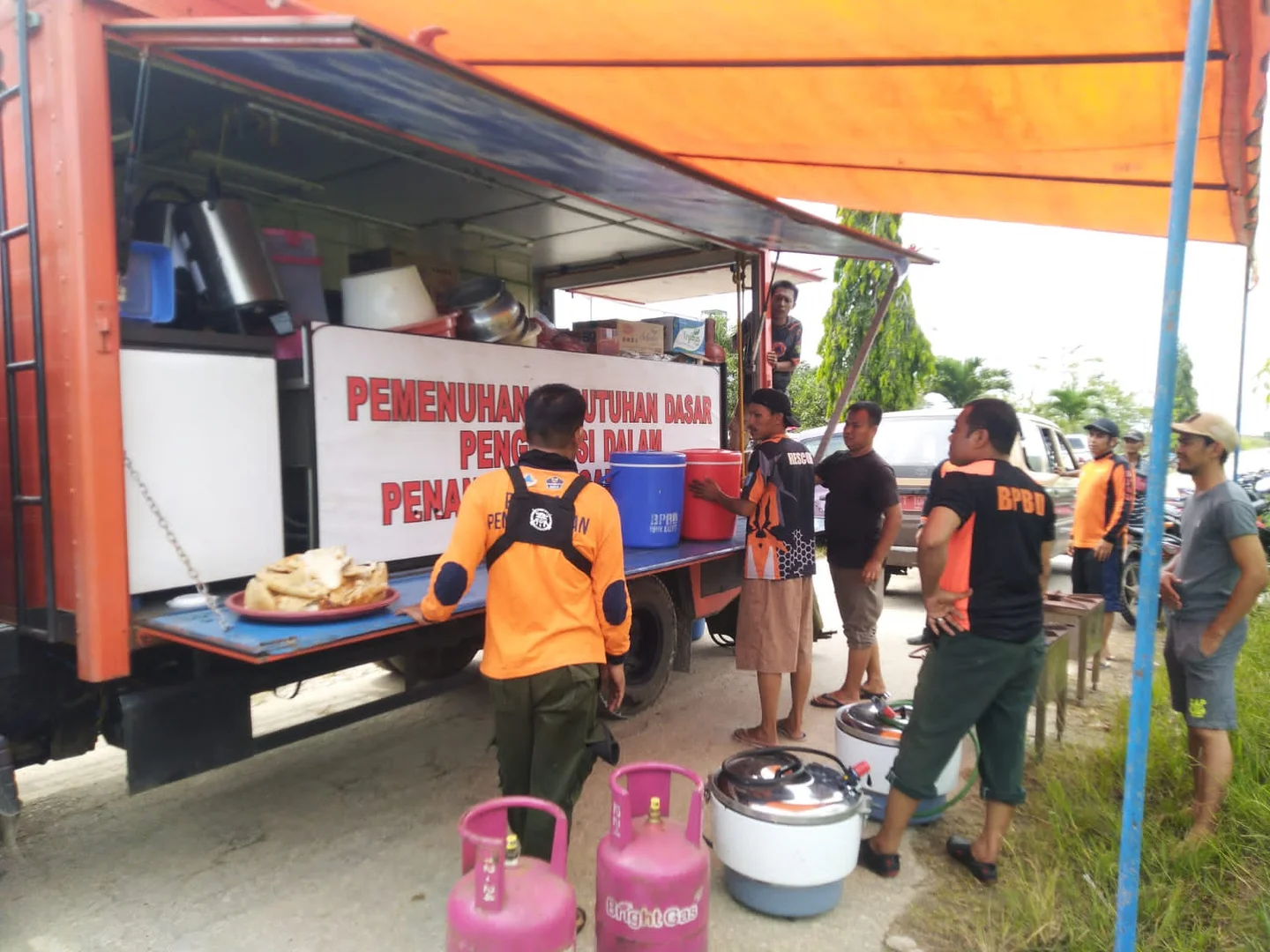 posko dapur umum